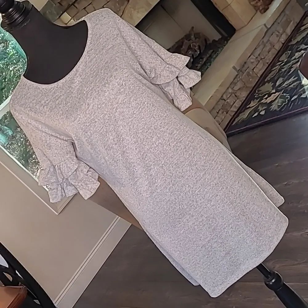 Speechless Medium Gray Mini Dress with Ruffle Sleeves - Picture 1 of 9